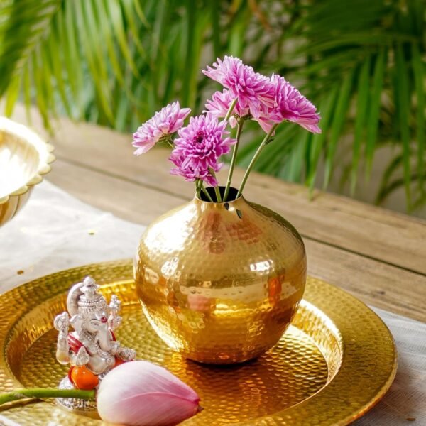 Metal Flower Vase For Home Decor | Table Decorative Item For Bedroom Living Room Office | Best Gift For Wedding Festivals Birthday | Golden Small 1Pc (Flower Not Included, Round)