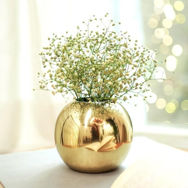 Metal Ball Round Flower Vase for Home Decor|Table Decorative Item for Bedroom Living Room Office Wedding | Best Gift for Birthday Anniversary Diwali Ganpati Onam Festival | Gold, Small