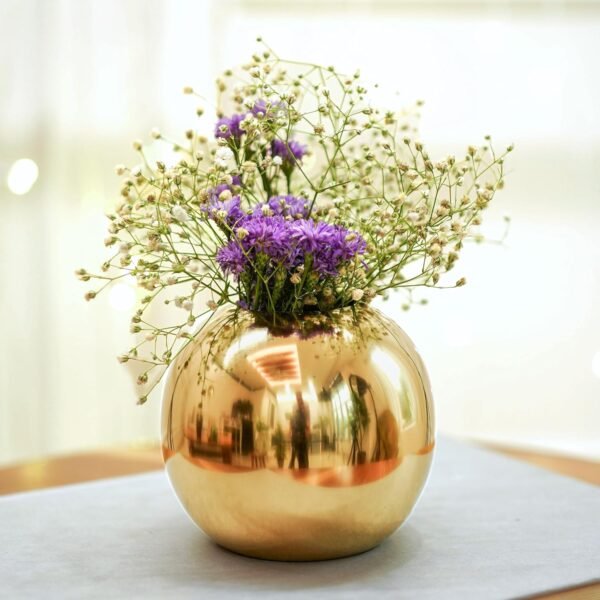 Metal Ball Round Flower Vase for Home Decor|Table Decorative Item for Bedroom Living Room Office Wedding | Best Gift for Birthday Anniversary Diwali Ganpati Onam Festival | Gold, Small