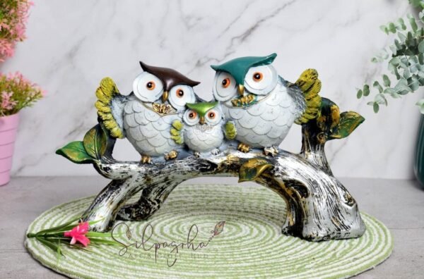 1-35.jpg Handcrafted Owl Family Statue - Unique Home Decor Piece for Nature Lovers