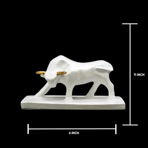 2-10.jpg White Bull Statue with Golden Accents - Decorative Figurine for Home and Office