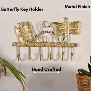 Metal Butterfly Key Holder Wall Hanging Handcrafted Decorative Key Hanger Artistic Metal Wall Decor for Home Entryway