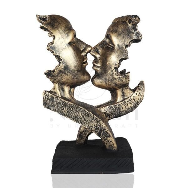 Elegant Kissing Couple Bronze Finish Sculpture - Perfect for Home, Office, or Garden Decoration, Romantic Gift for Loved Ones