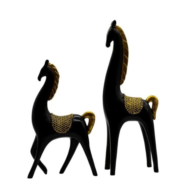 4-37.jpg Elegant Black & Gold Giraffe Figurines - Modern Home Decor Set