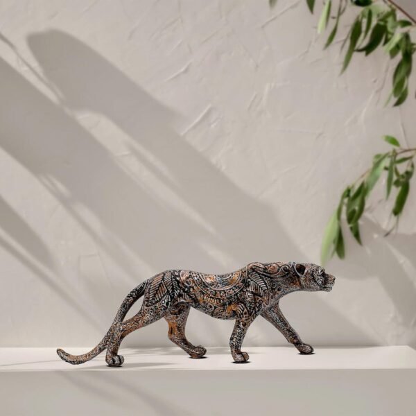 4.jpg Intricately Carved Metal Leopard Sculpture - Elegant Jungle Cat Figurine for Home & Office Decor