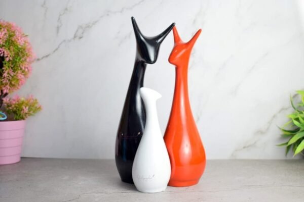 5-13.jpg Stylish Abstract Cat Sculpture Trio - Modern Ceramic Art Decor for Living Room & Office