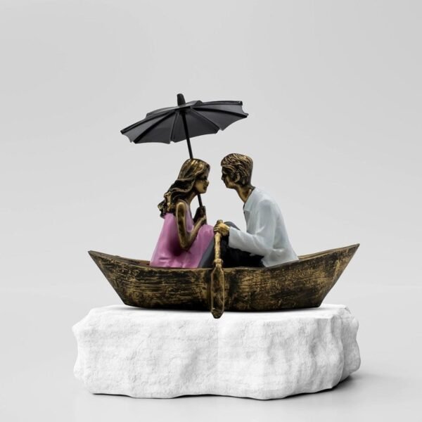 Romantic Couple in Boat Resin Sculpture HandPainted Umbrella Love Statue for Home Decor, Anniversary, Valentines Day Gift